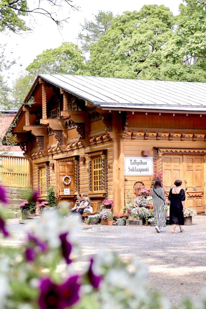 Tallipihan Suklaapuoti on upea kohde ympäri vuoden