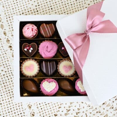 LOVE Suklaarasia 16 kpl