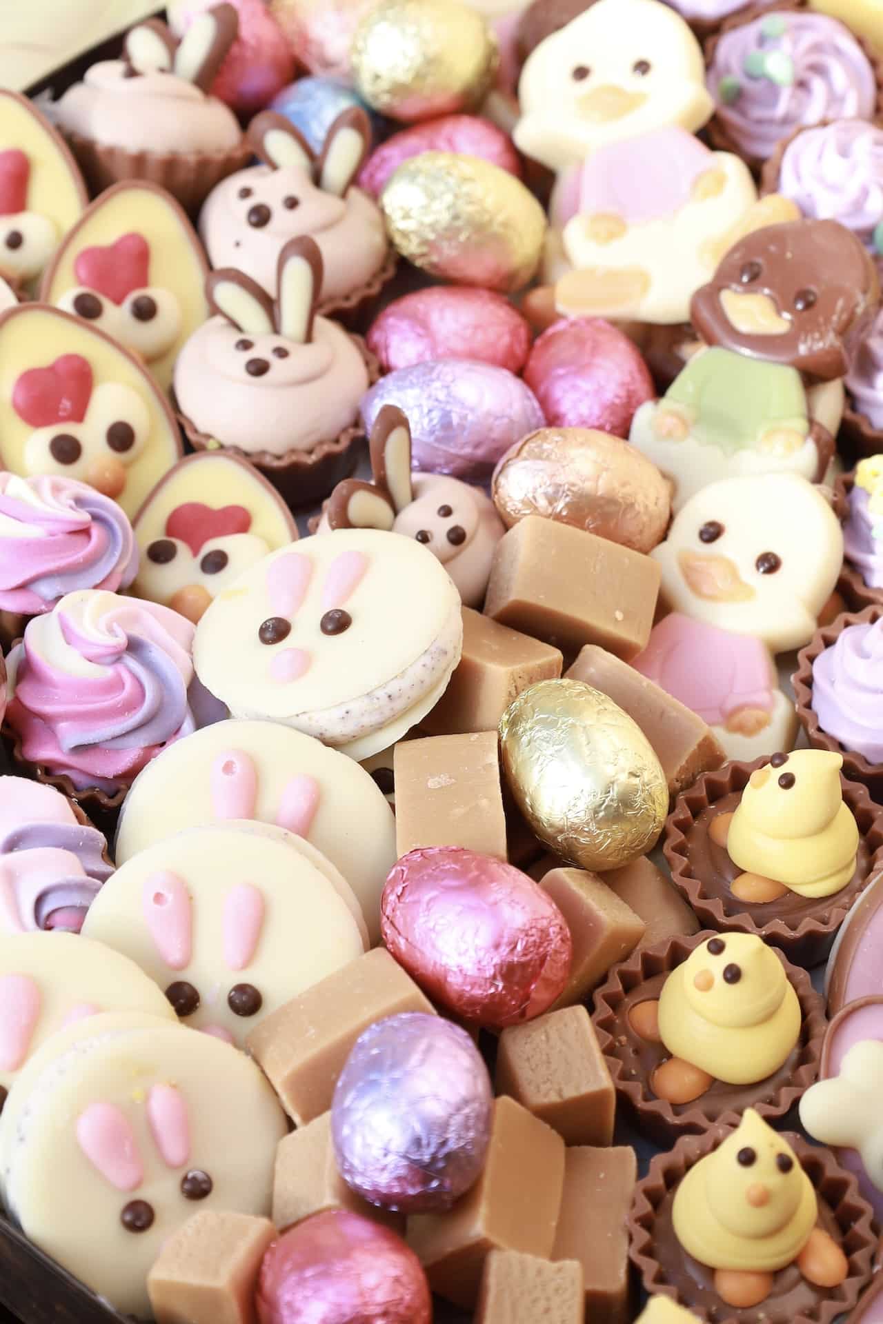 Pääsiäisen suklaaplatteri