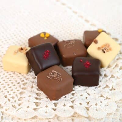 Suklainen vaahtokarkkisekoitus