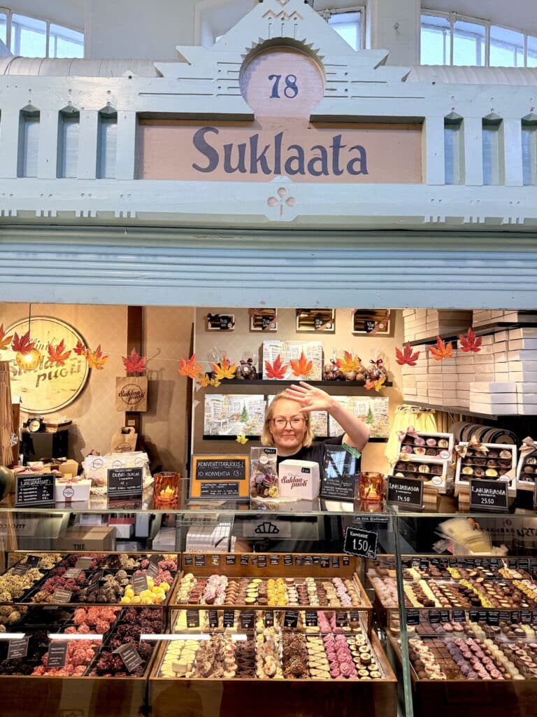 Tallipihan Suklaapuoti kauppahallissa syksy