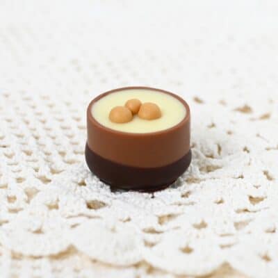 Kinoski-caramel konvehti kokonainen