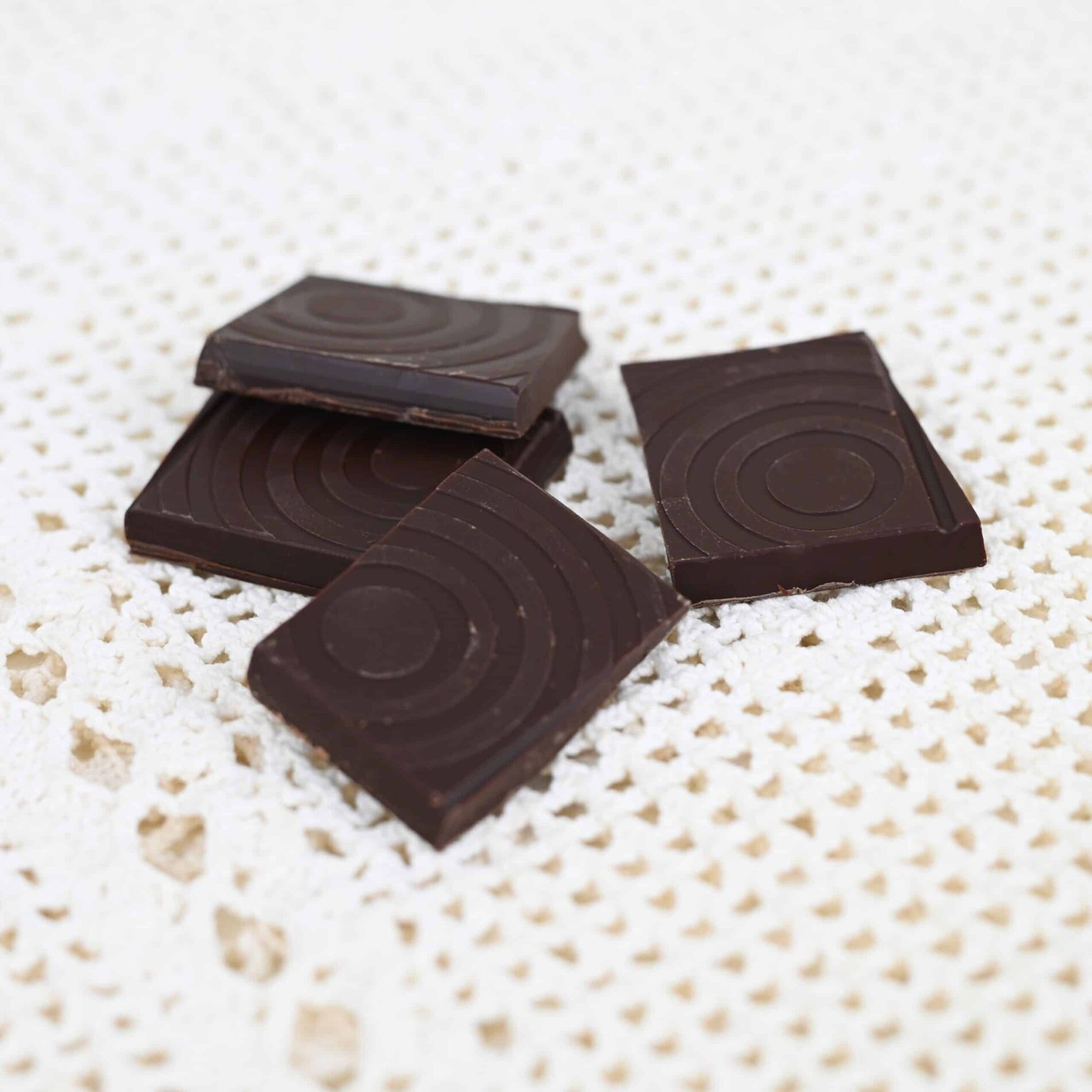 Organic dark - Tummasuklaalevy 70% suklaapalat